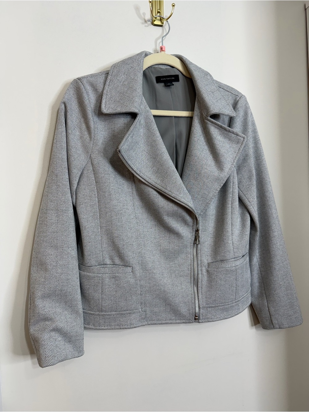 Ann Taylor Herringbone Moto Jacket Gray Asymmetrical Zip Size S - Picture 4 of 10